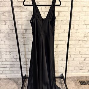 Dress Forum Black Maxi Dress
